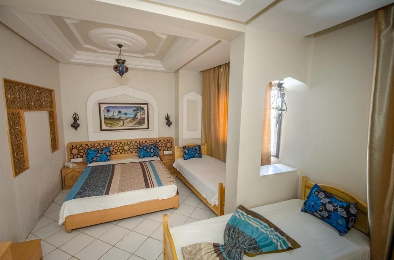 Hotel Saheb Ettabaa Tunis Exterior foto